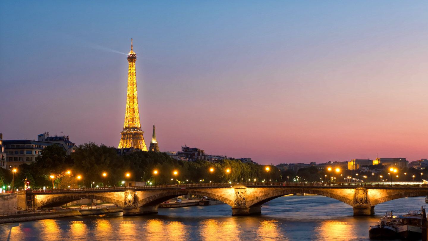 eiffel tower at night